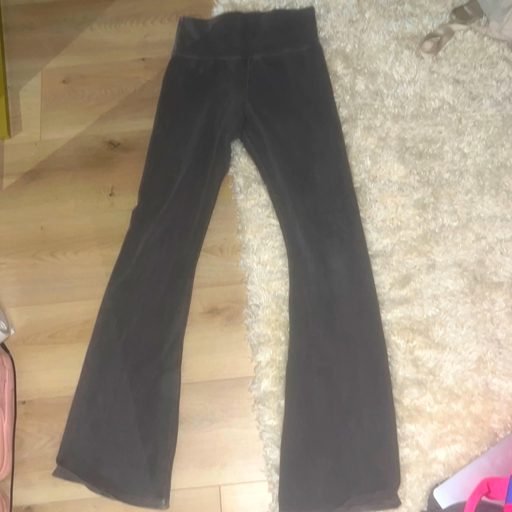 urban outfitters yoga pants